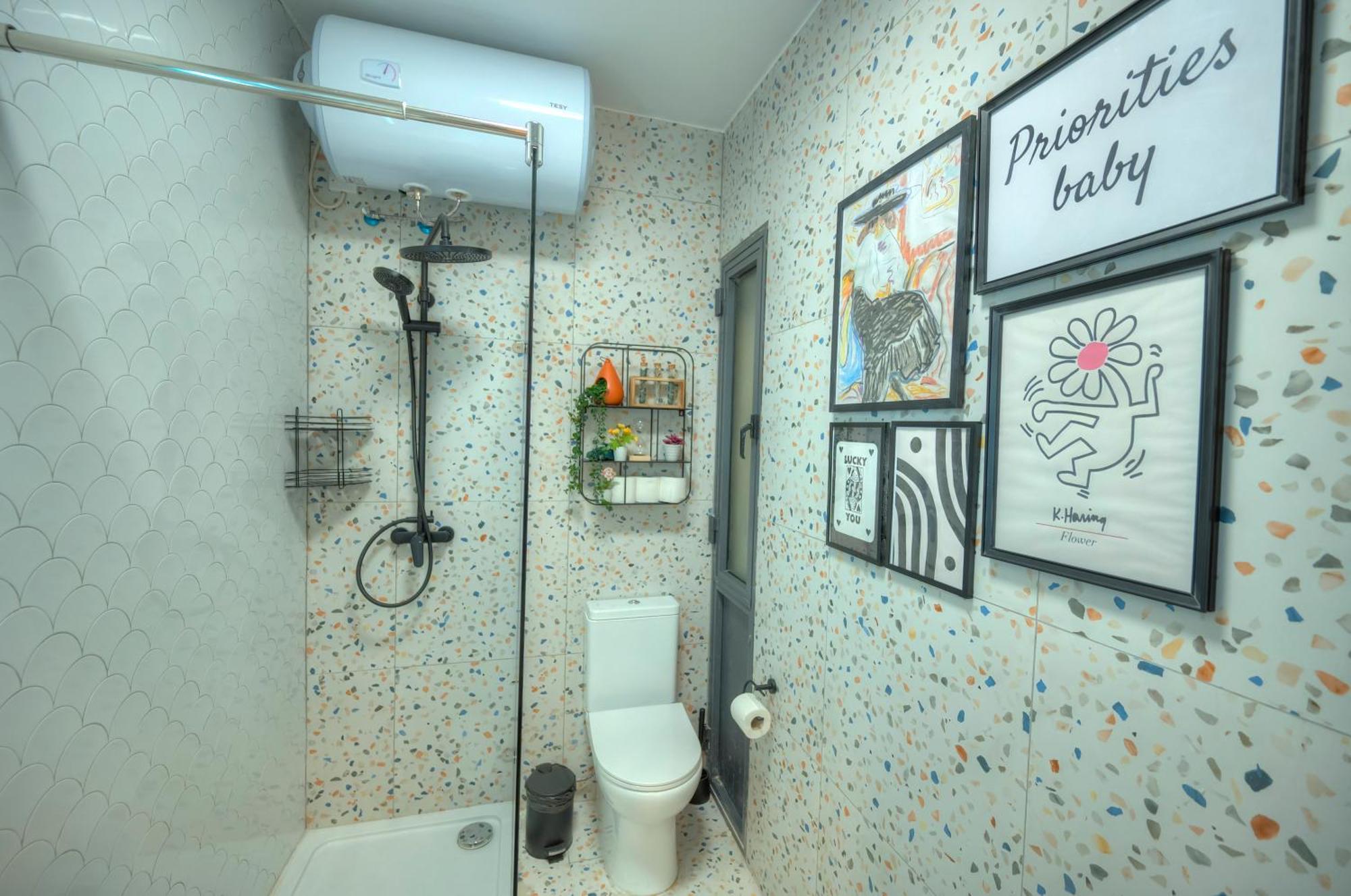 Beautifully Furnished, Cosy 2bedroom Flat Goslm-12